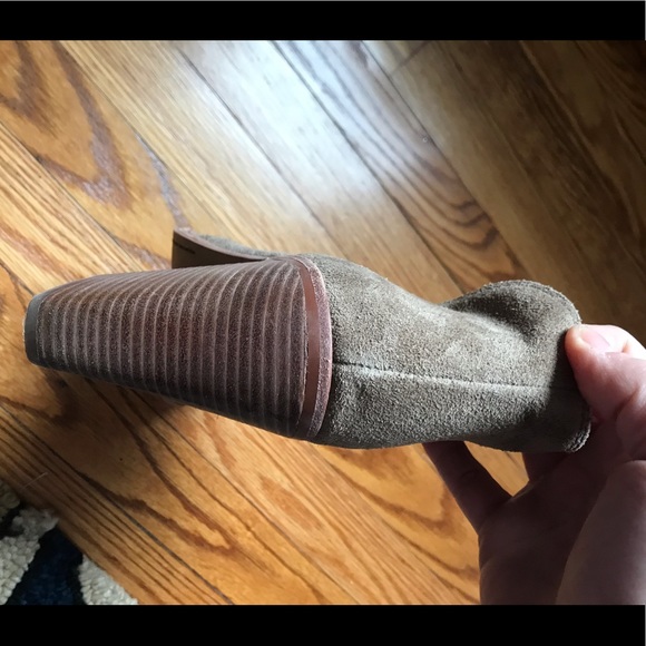 Peep toe booties - Picture 4 of 6